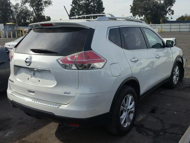 5N1AT2MT5FC896598 - 2015 NISSAN ROGUE S WHITE photo 4