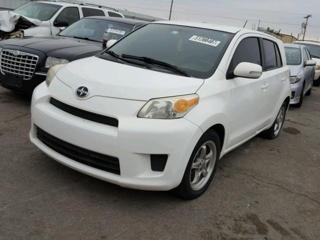 JTKKU10418J000755 - 2008 TOYOTA SCION XD WHITE photo 2