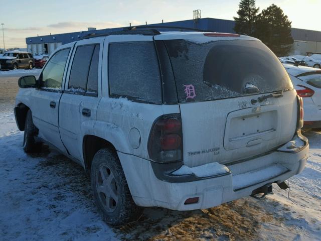 1GNDT13S862267421 - 2006 CHEVROLET TRAILBLAZE WHITE photo 3