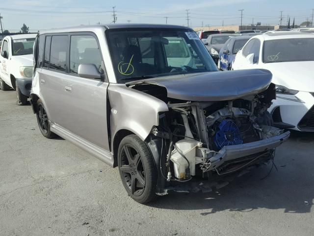 JTLKT324164064748 - 2006 TOYOTA SCION XB SILVER photo 1