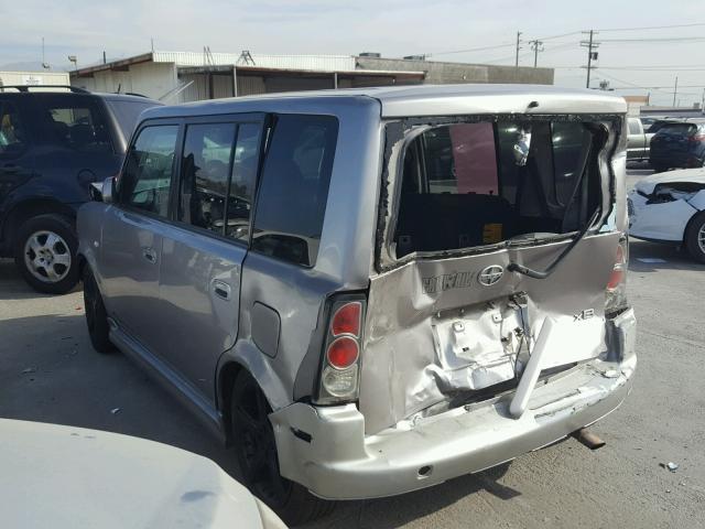 JTLKT324164064748 - 2006 TOYOTA SCION XB SILVER photo 3