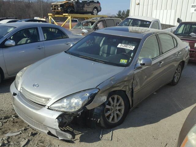 JTHBA30GX45046091 - 2004 LEXUS ES 330 SILVER photo 2