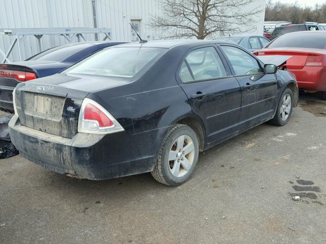 3FAHP07Z58R248796 - 2008 FORD FUSION SE BLACK photo 4