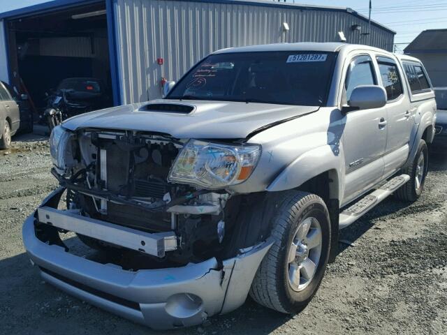 5TELU42N36Z311366 - 2006 TOYOTA TACOMA DOU SILVER photo 2