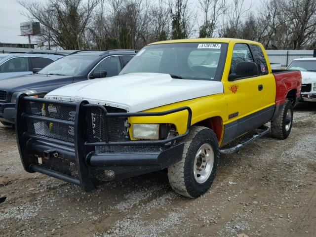 3B7KC2365YG120010 - 2000 DODGE RAM 2500 YELLOW photo 2