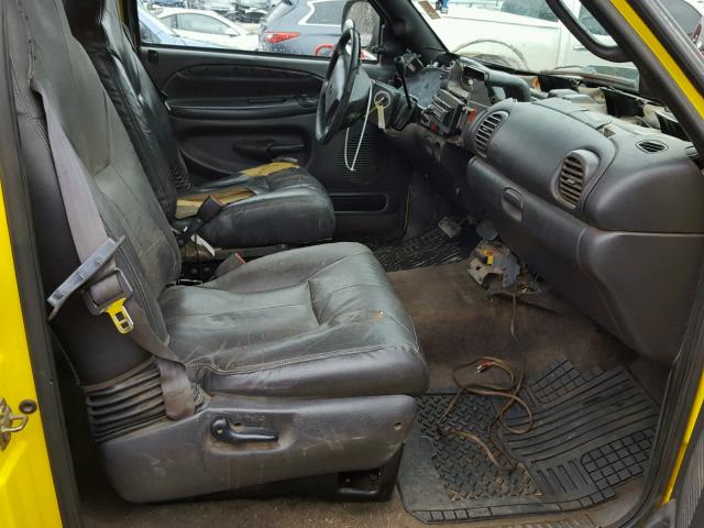 3B7KC2365YG120010 - 2000 DODGE RAM 2500 YELLOW photo 5