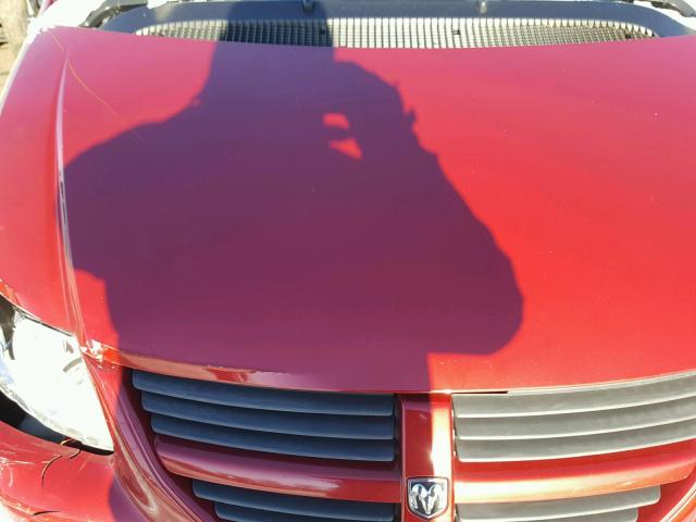 2D4GP44L85R581298 - 2005 DODGE GRAND CARA RED photo 7