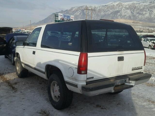 3GNEK18RXXG230179 - 1999 CHEVROLET TAHOE K150 WHITE photo 3