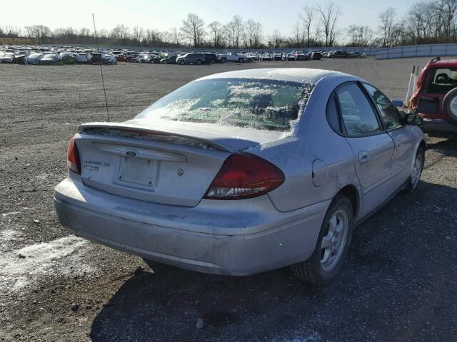 1FAHP53285A165049 - 2005 FORD TAURUS SE GRAY photo 4