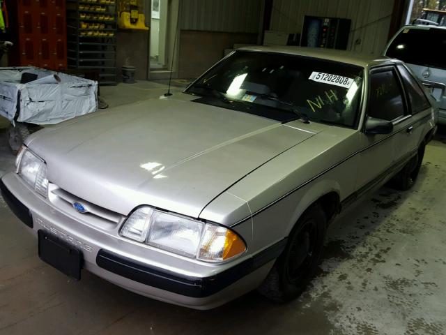 1FACP41A7LF223098 - 1990 FORD MUSTANG LX GRAY photo 2