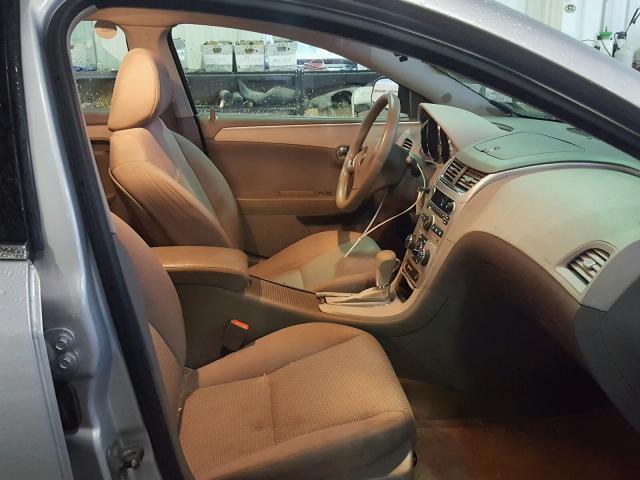 1G1ZA5E11BF348384 - 2011 CHEVROLET MALIBU LS Gümüş foto 5
