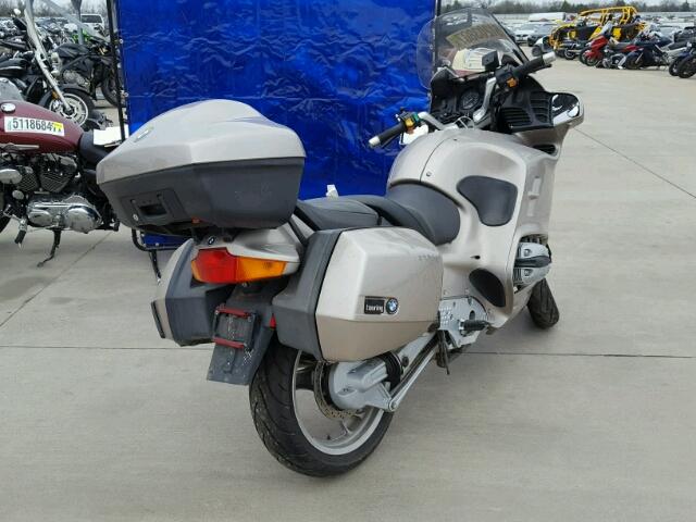 WB10418AX1ZC70129 - 2001 BMW R1100 RT BEIGE photo 4