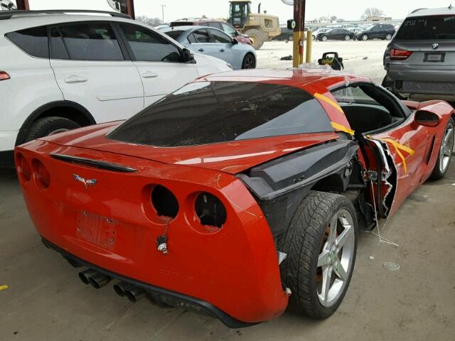 1G1YY25W285134584 - 2008 CHEVROLET CORVETTE RED photo 4