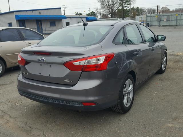 1FADP3F23DL376449 - 2013 FORD FOCUS SE CHARCOAL photo 4