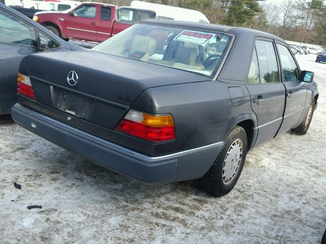 WDBEA26D1MDB30544 - 1991 MERCEDES-BENZ 300 E 2.6 GRAY photo 4