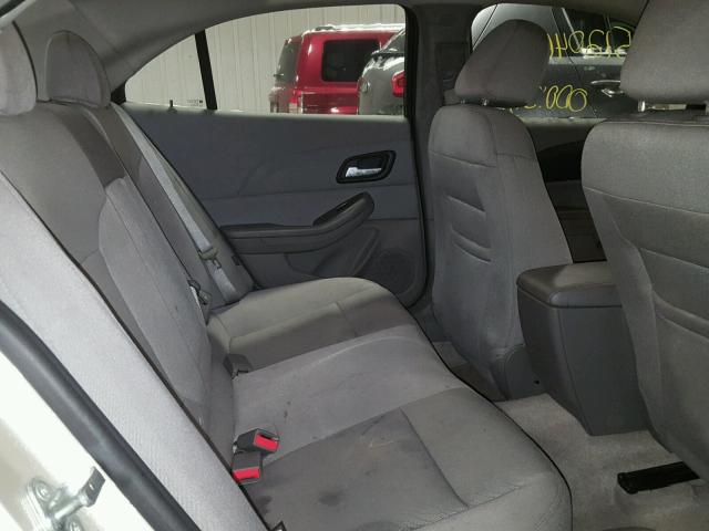 1G11B5SL1EF164910 - 2014 CHEVROLET MALIBU LS 银色 照片 6