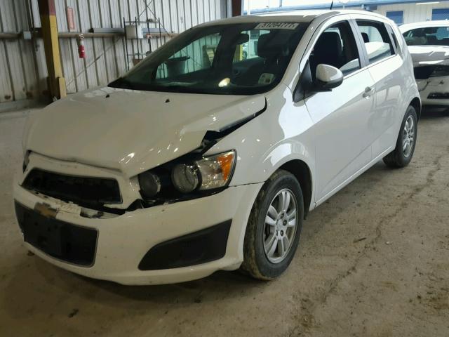 1G1JC6SB5D4211926 - 2013 CHEVROLET SONIC LT WHITE photo 2