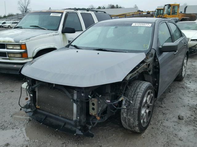 3FAHP0HA8BR223455 - 2011 FORD FUSION SE GRAY photo 2