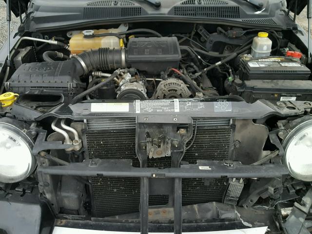 1J4GL38K73W591663 - 2003 JEEP LIBERTY RE BLACK photo 7