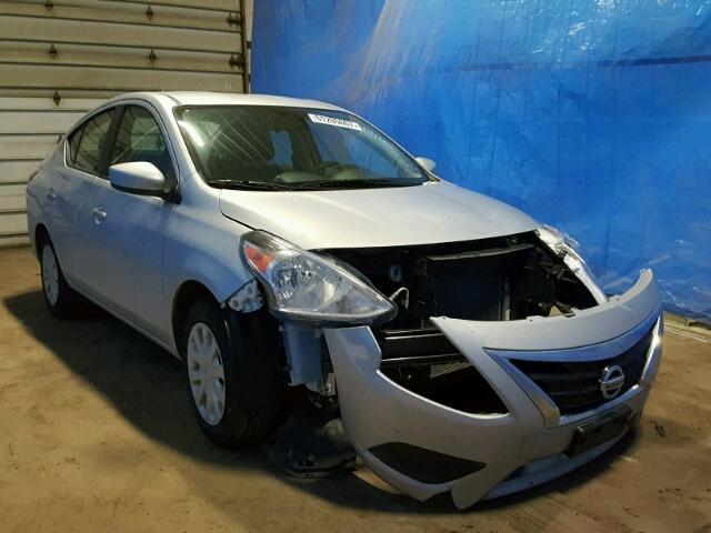 3N1CN7AP3HK458674 - 2017 NISSAN VERSA S SILVER photo 1