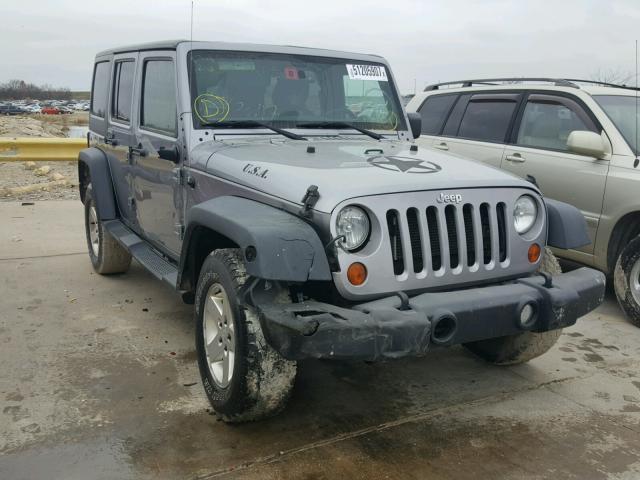 1C4BJWDG6DL654151 - 2013 JEEP WRANGLER U GRAY photo 1