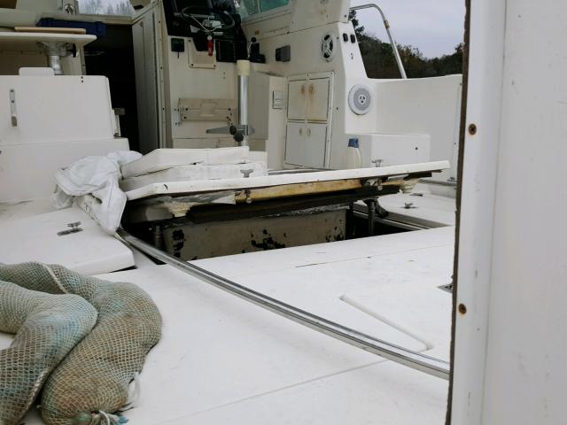 AUL28805H405 - 2005 ALBI BOAT WHITE photo 9