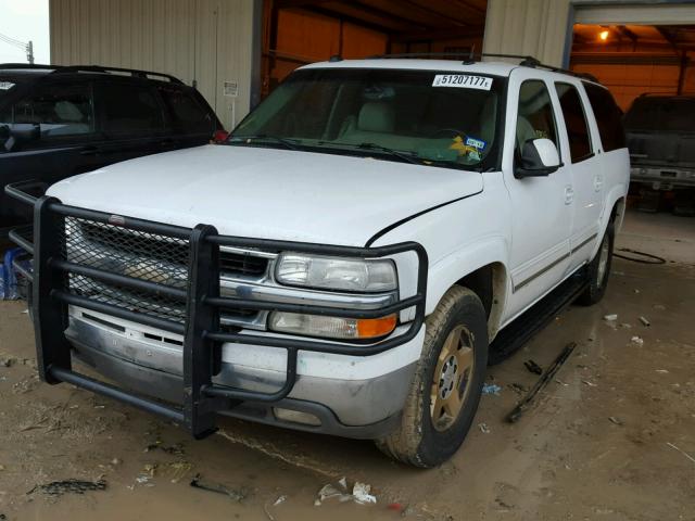 3GNEC16Z35G284307 - 2005 CHEVROLET SUBURBAN C WHITE photo 2