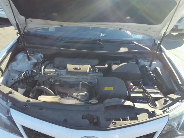 4T1BF1FK7CU148581 - 2012 TOYOTA CAMRY BASE WHITE photo 7