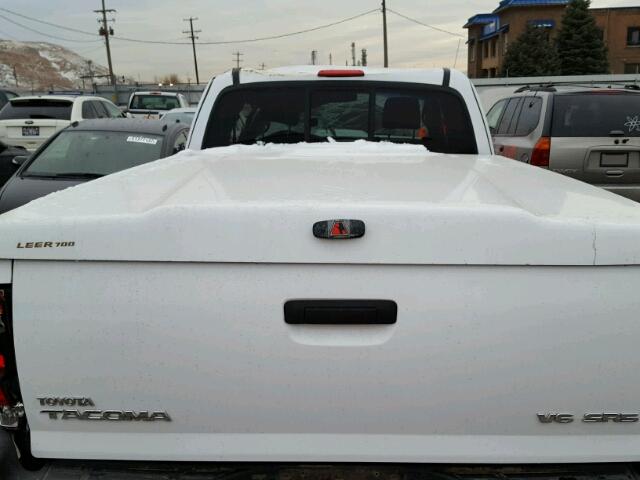 5TEUU42N37Z342462 - 2007 TOYOTA TACOMA ACC WHITE photo 6