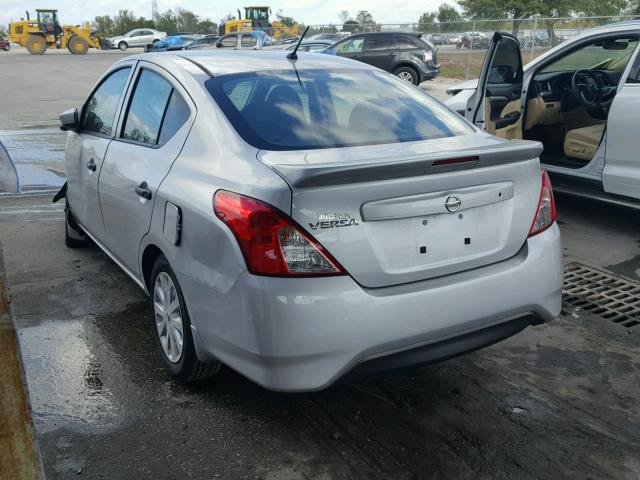 3N1CN7AP7GL914555 - 2016 NISSAN VERSA S SILVER photo 3