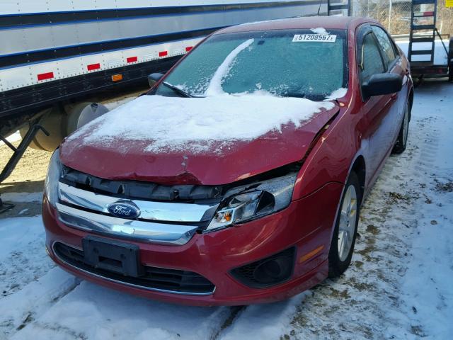 3FAHP0GA6AR176152 - 2010 FORD FUSION S RED photo 2