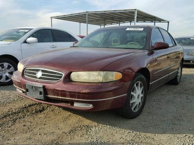 2G4WB52K1W1456842 - 1998 BUICK REGAL BURGUNDY photo 2