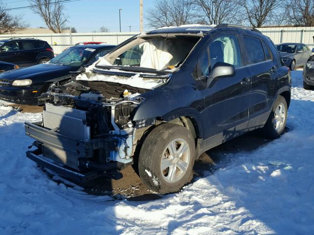 3GNCJLSB1GL273110 - 2016 CHEVROLET TRAX 1LT GRAY photo 2