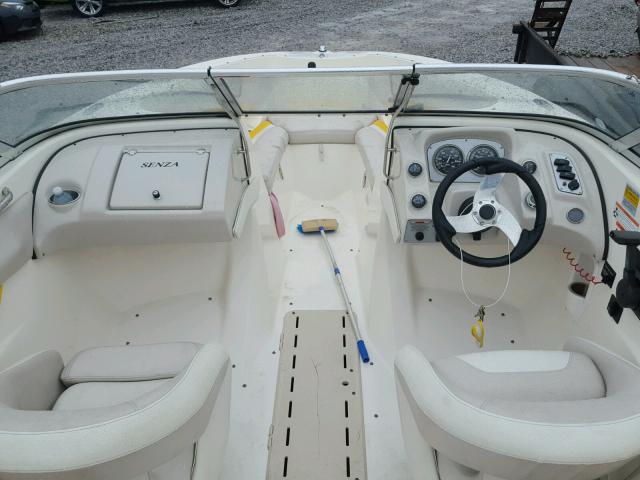 LAR83583J607 - 2007 BOAT MARINE LOT WHITE photo 6