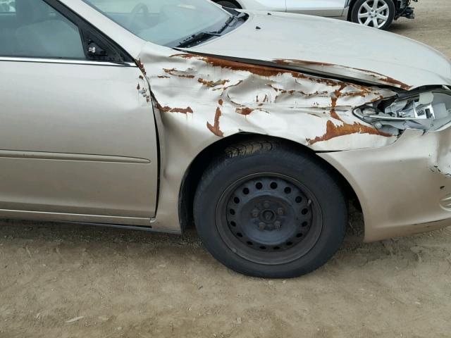4T1BE32K53U172608 - 2003 TOYOTA CAMRY LE ბეჟი ფოტო 9