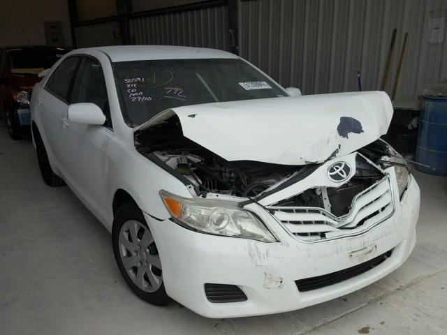 4T1BF3EK6AU564860 - 2010 TOYOTA CAMRY BASE WHITE photo 1