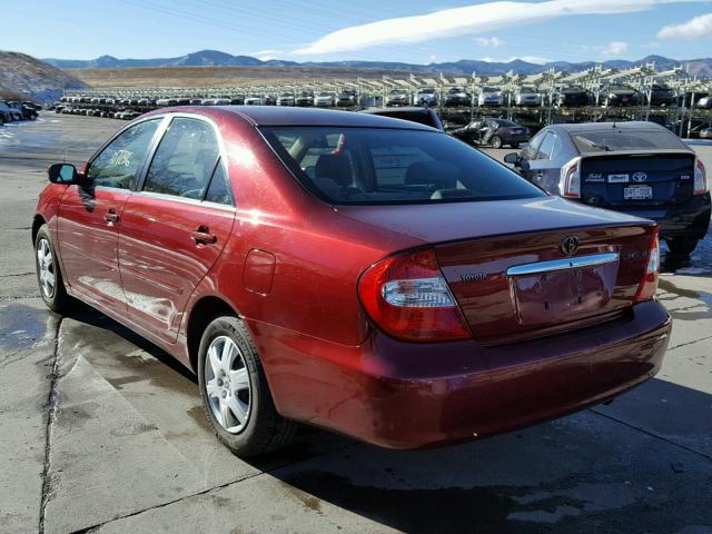 JTDBE30K240261617 - 2004 TOYOTA CAMRY LE ბურგუნდია ფოტო 3