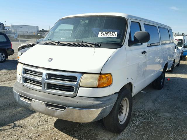 2B5WB35Z0WK142524 - 1998 DODGE RAM WAGON WHITE photo 2