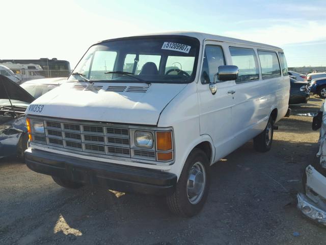 2B5WB35Z5KK341448 - 1989 DODGE RAM WAGON WHITE photo 2