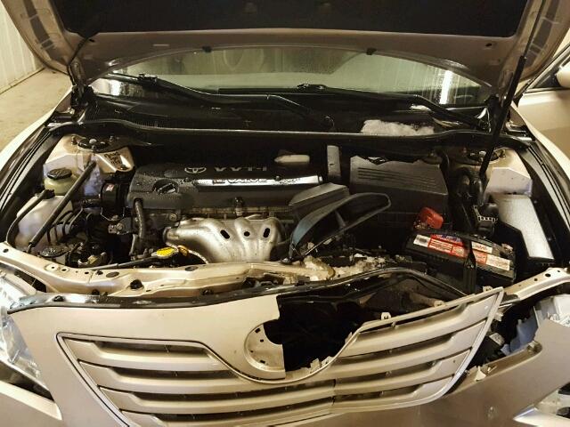 4T4BE46K69R094127 - 2009 TOYOTA CAMRY BASE GOLD photo 7