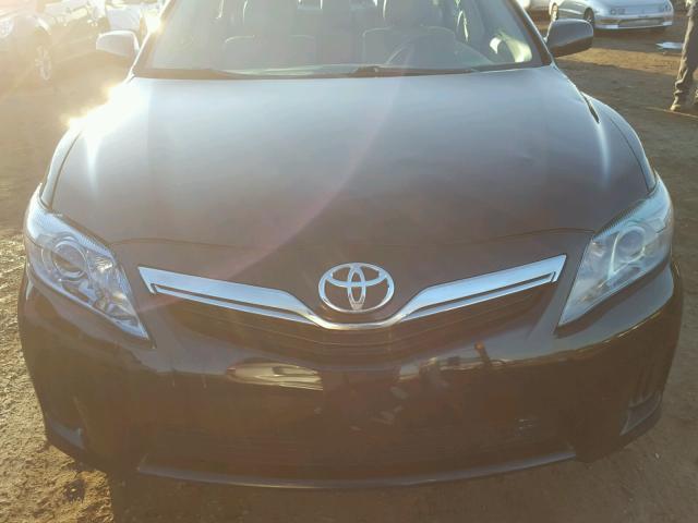 4T1BB3EK2BU143635 - 2011 TOYOTA CAMRY HYBR BLACK photo 9