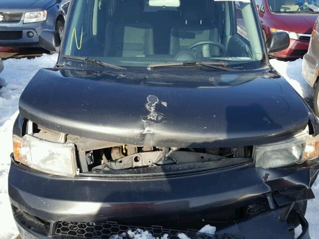 JTLKT324864108082 - 2006 TOYOTA SCION XB GRAY photo 7