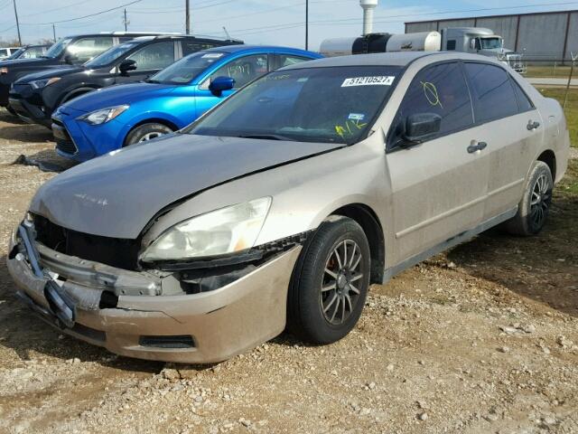 1HGCM561X7A048397 - 2007 HONDA ACCORD VAL TAN photo 2