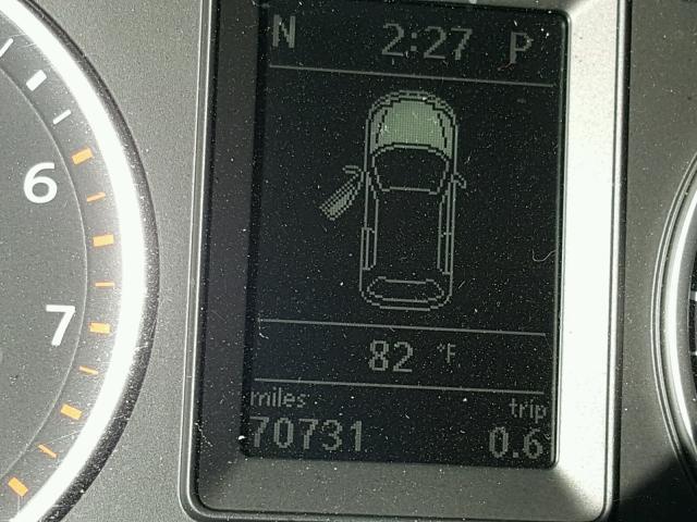 WVGAV7AX3BW504404 - 2011 VOLKSWAGEN TIGUAN S BLUE photo 8