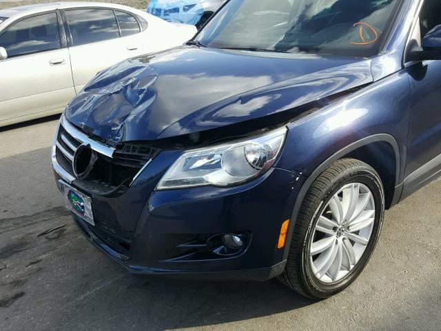 WVGAV7AX3BW504404 - 2011 VOLKSWAGEN TIGUAN S BLUE photo 9