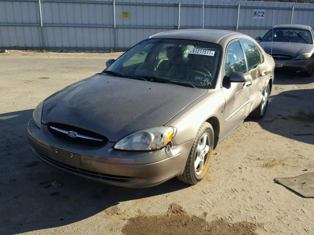 1FAFP55212G213830 - 2002 FORD TAURUS SES GOLD photo 2