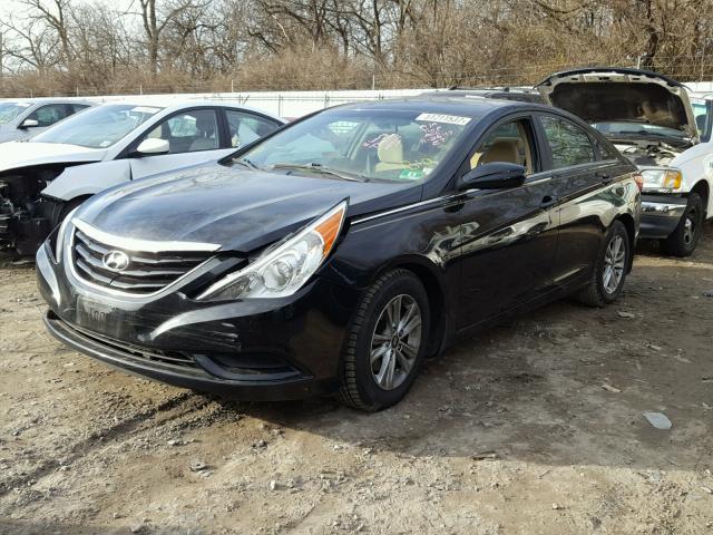 5NPEB4AC4BH114783 - 2011 HYUNDAI SONATA GLS BLACK photo 2