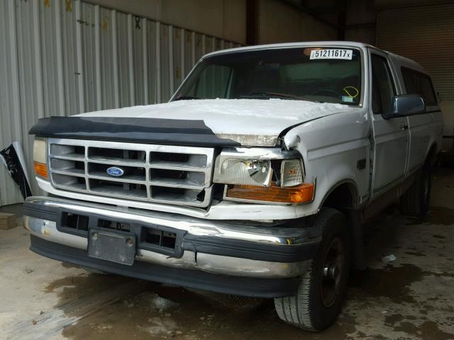 1FTEF14N3TLB18546 - 1996 FORD F150 WHITE photo 2