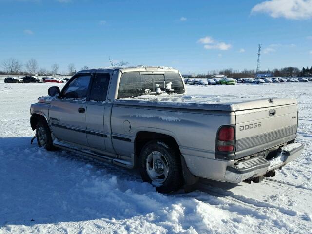 1B7HC13Z8WJ147681 - 1998 DODGE RAM 1500 SILVER photo 3