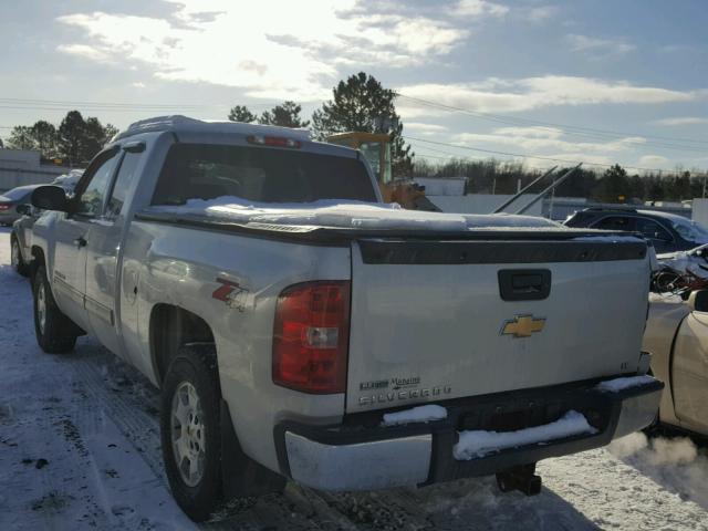 1GCSKSE32AZ139853 - 2010 CHEVROLET SILVERADO SILVER photo 3